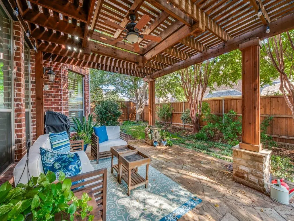 15630 Stonebridge Drive