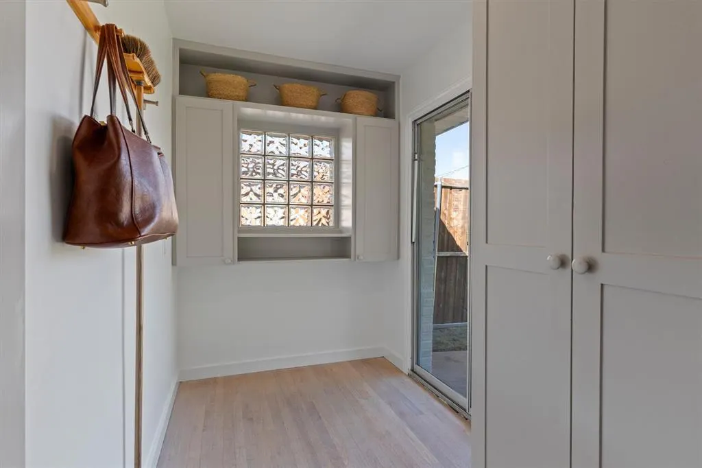 432 Rustic Circle