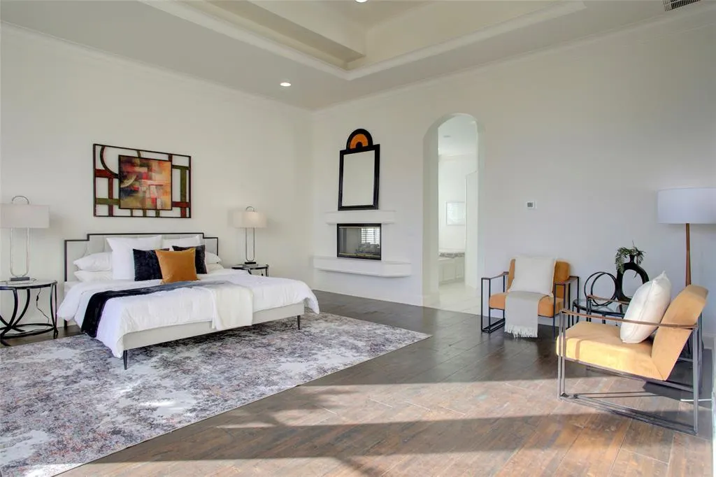 5404 Northshore Drive