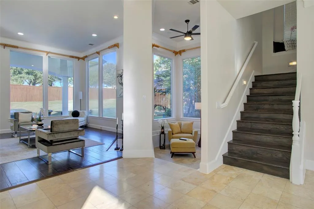 5404 Northshore Drive