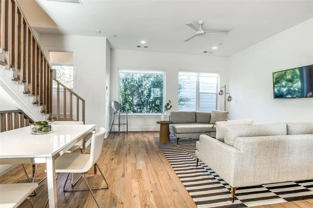 5022 Belmont Avenue, #5