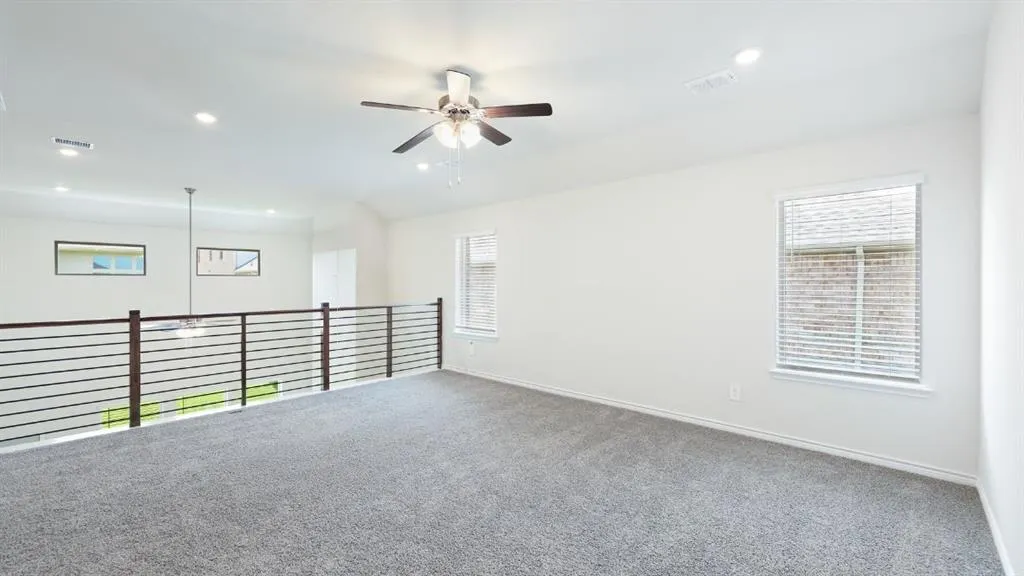 9212 Gossamer St.