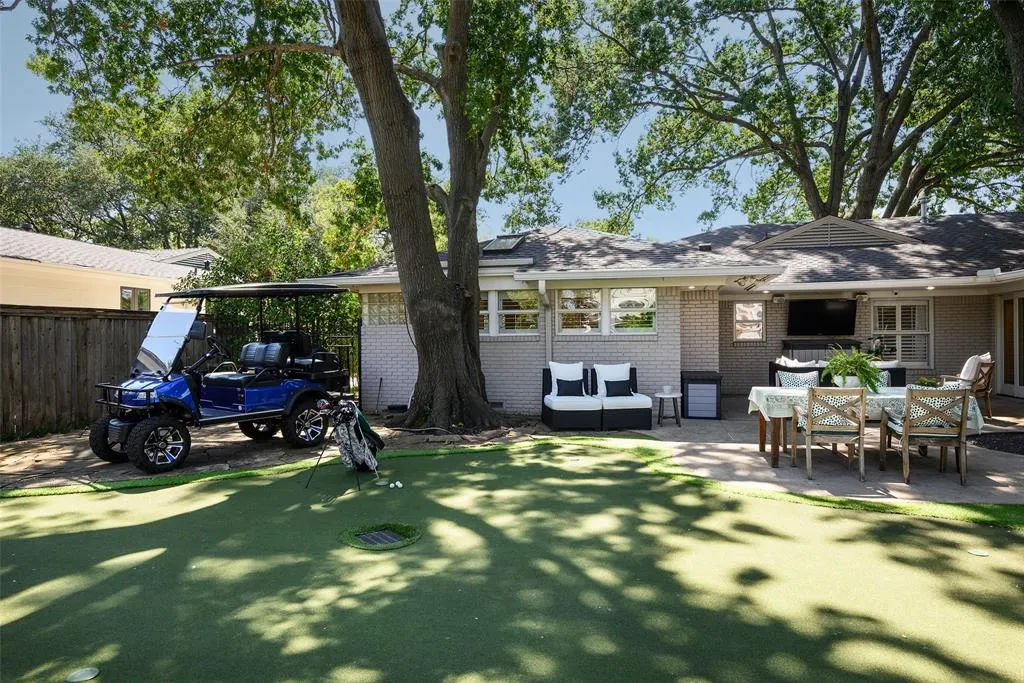 5839 Meadow Crest Drive
