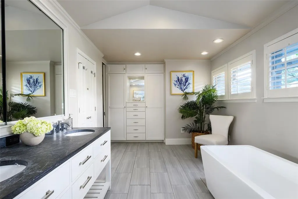 5839 Meadow Crest Drive