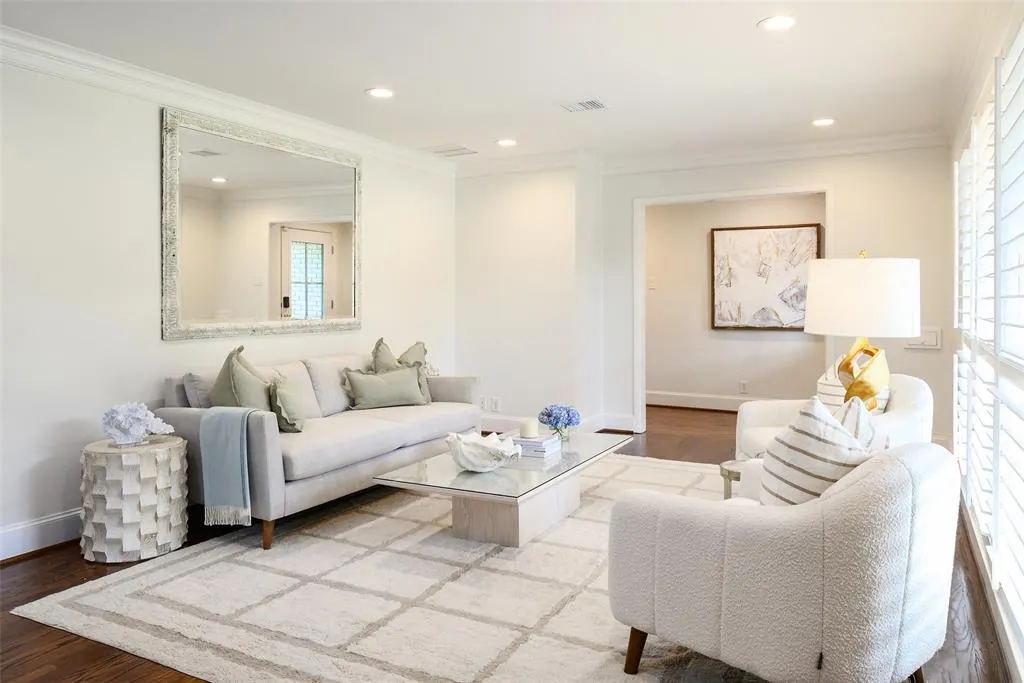 5839 Meadow Crest Drive