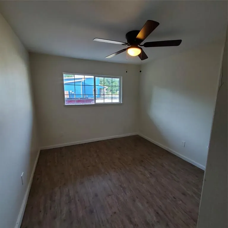 4205 Metropolitan Avenue