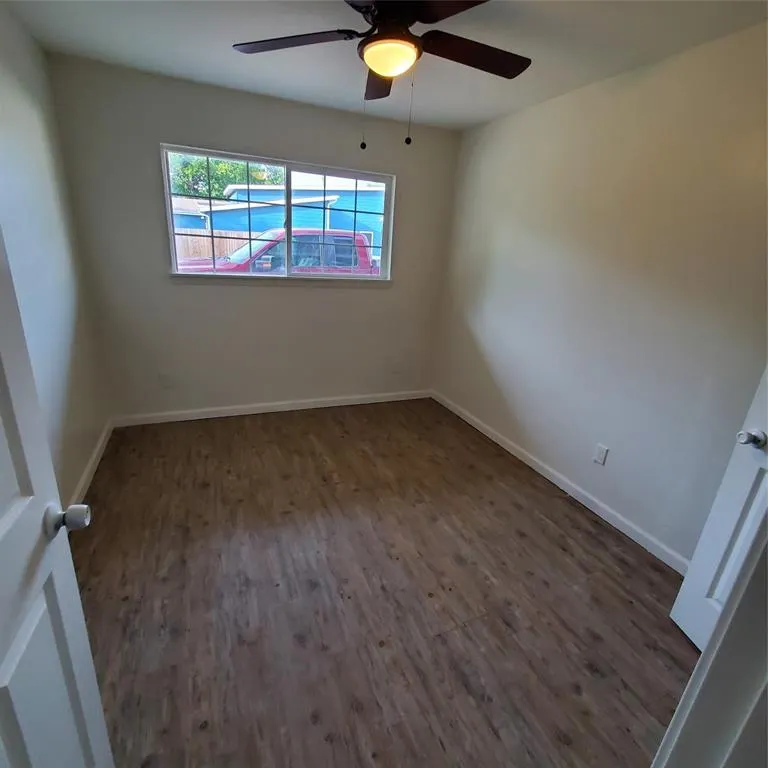 4205 Metropolitan Avenue