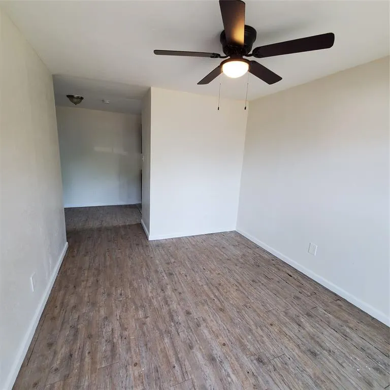 4205 Metropolitan Avenue