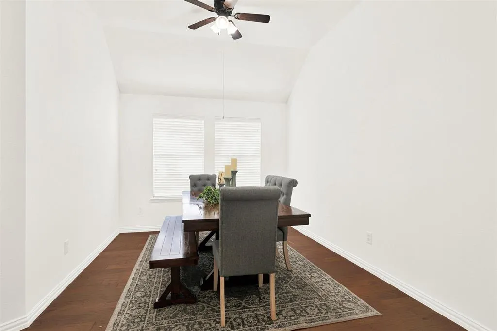 2701 Indian Oak Drive
