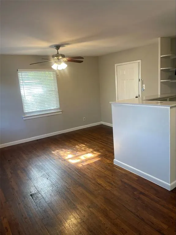 4815 Live Oak Street, #6