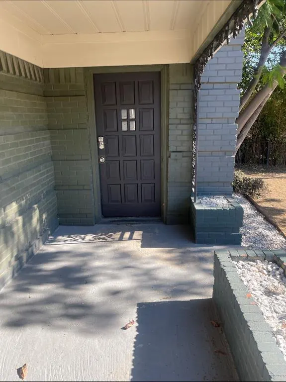 4815 Live Oak Street, #6