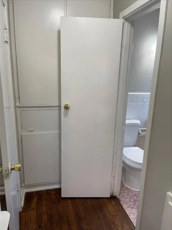 4815 Live Oak Street, #6