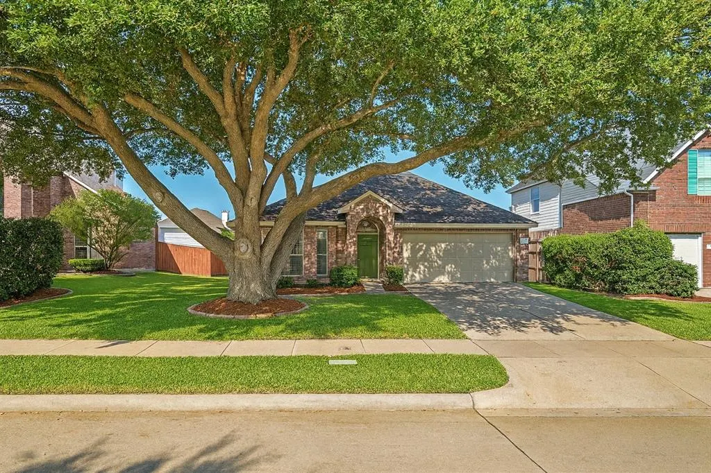 2213 Sky Harbor Drive