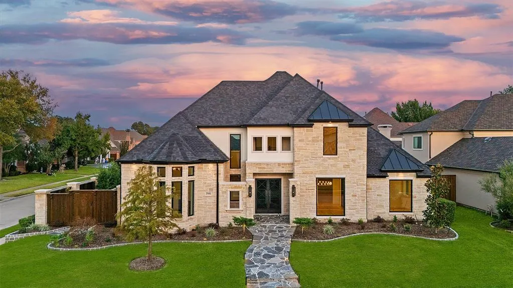 5948 KING WILLIAM Drive