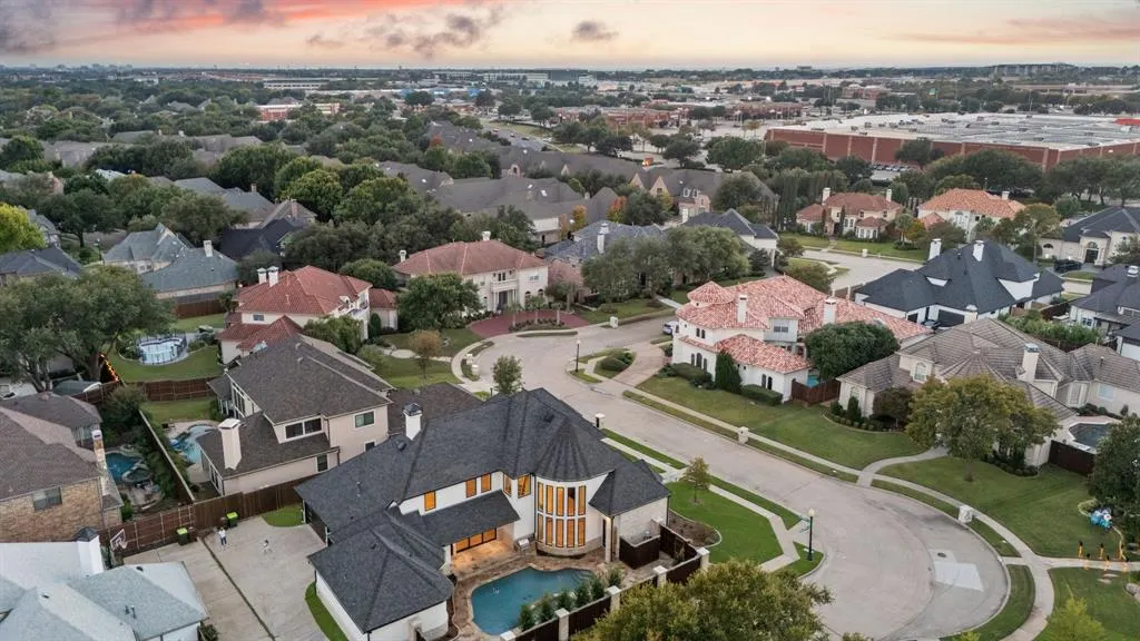 5948 KING WILLIAM Drive