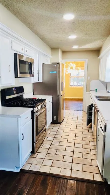 2315 Homeway Circle