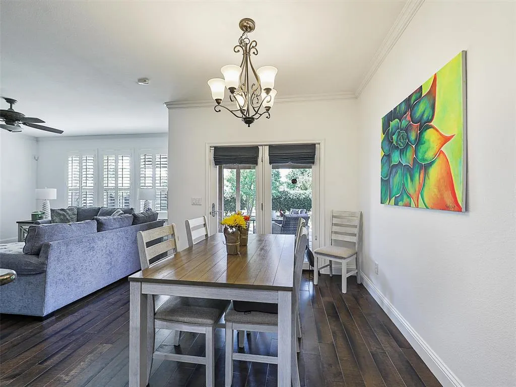 6073 Prairie Bend Lane