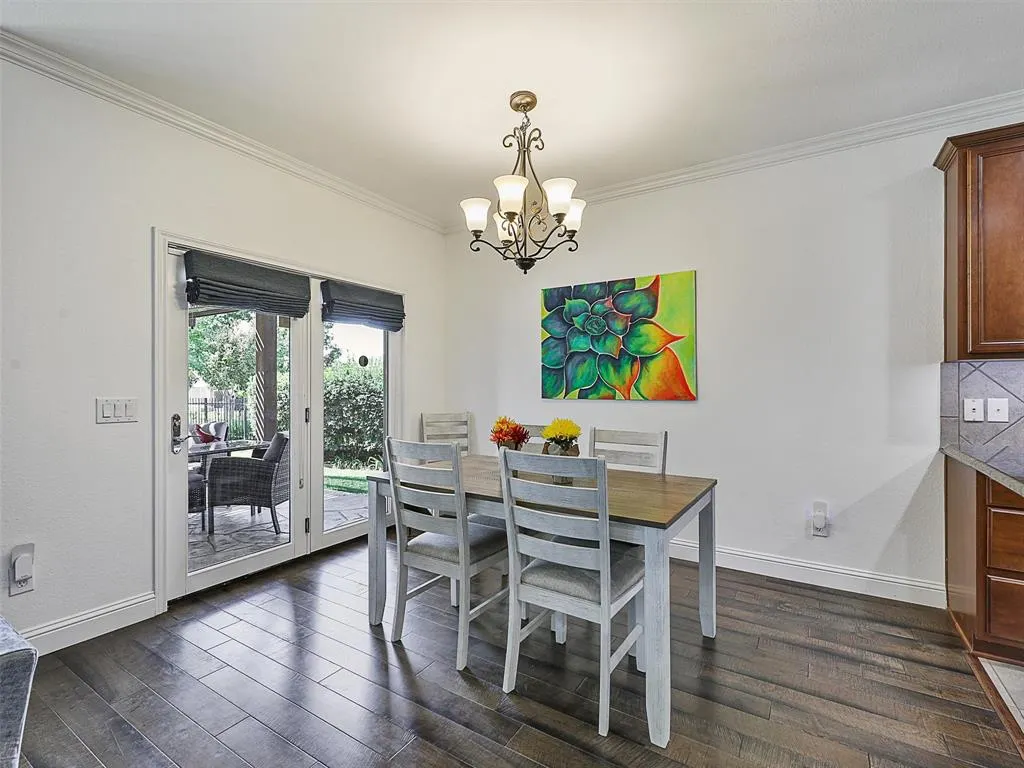 6073 Prairie Bend Lane