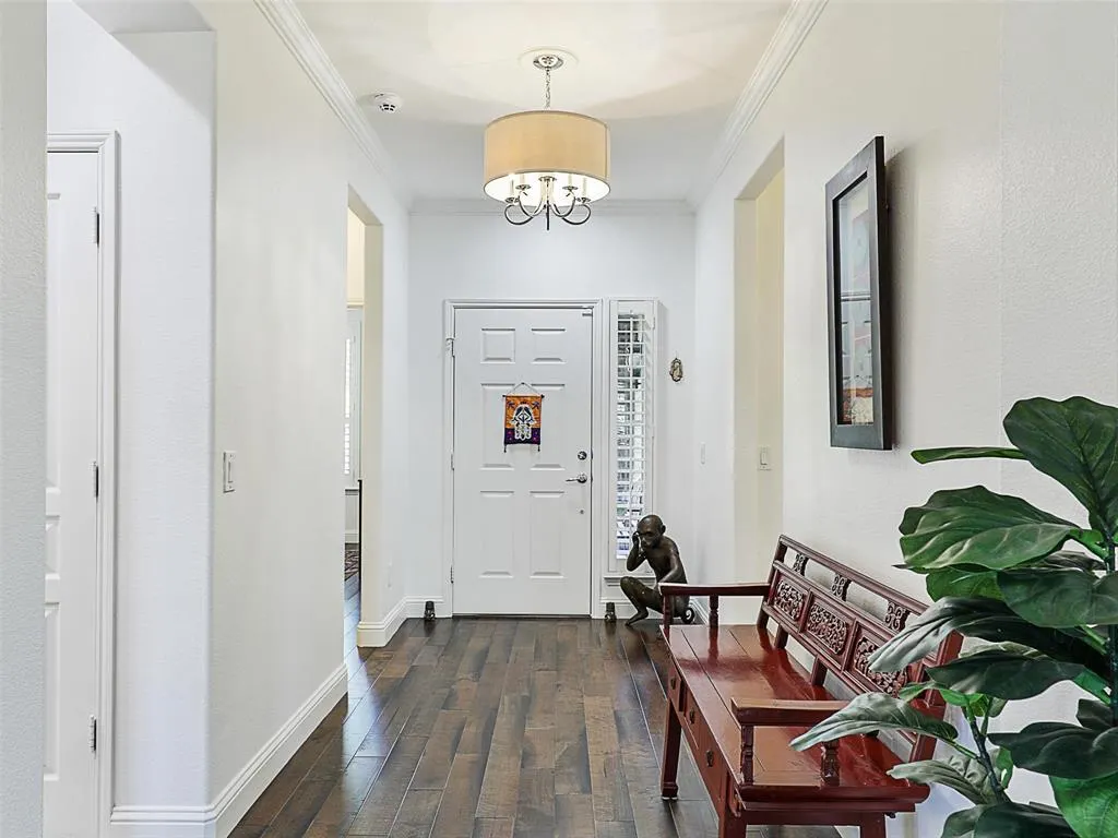6073 Prairie Bend Lane