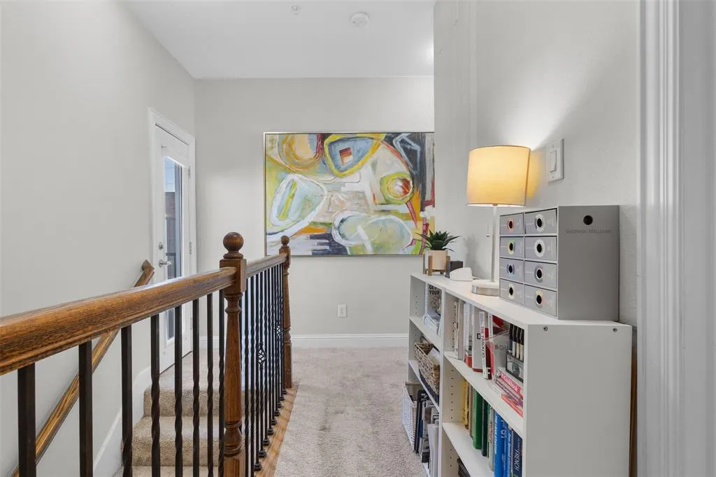 5702 Hudson Street, #6