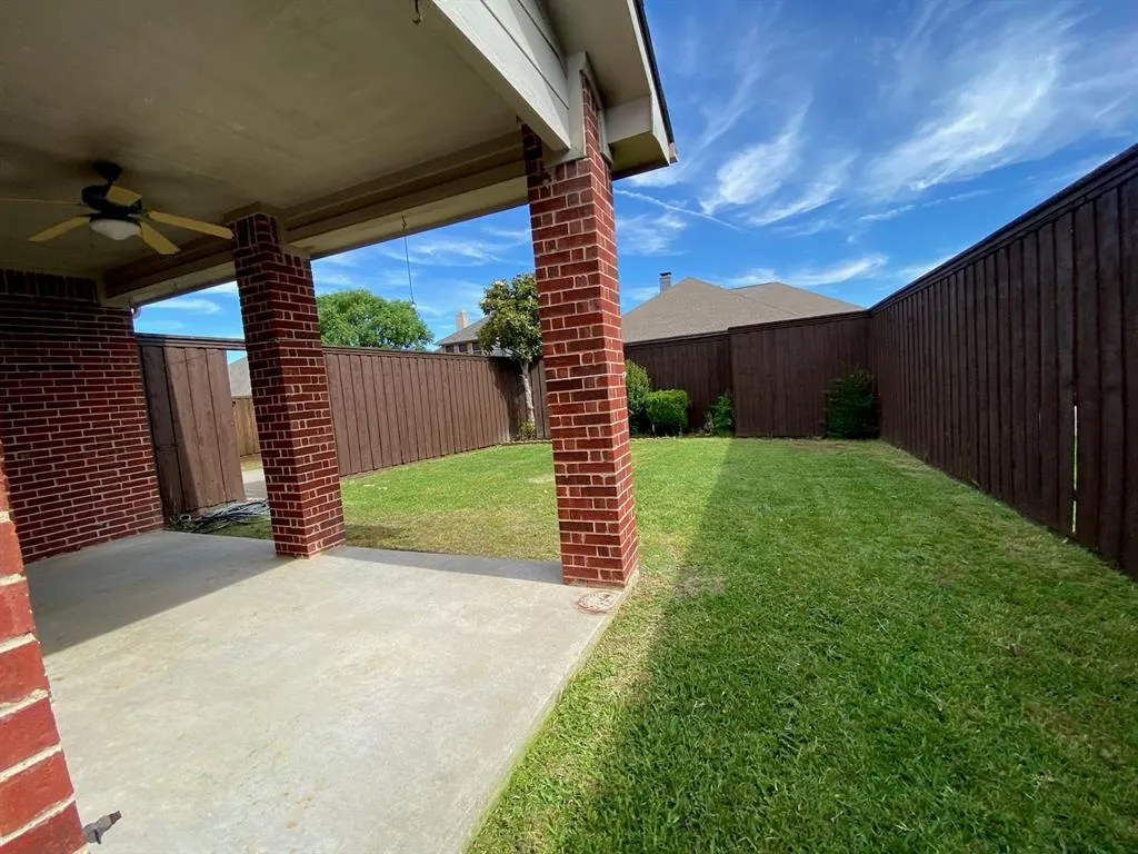 2713 Buck Hill Drive