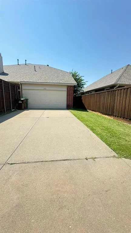 2713 Buck Hill Drive
