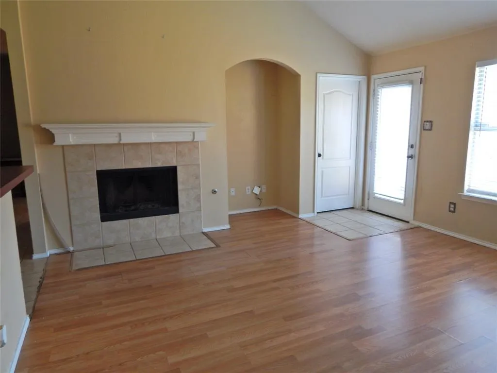 1514 Charleston Drive