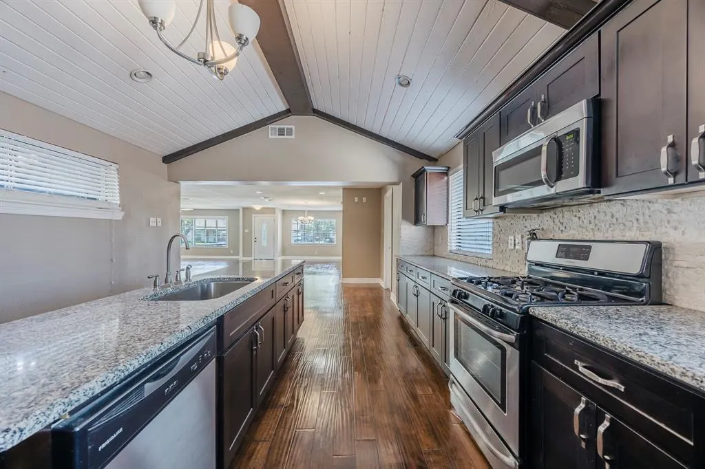 3255 Whitehall Drive