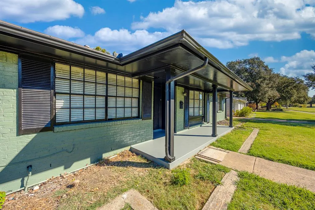 3255 Whitehall Drive
