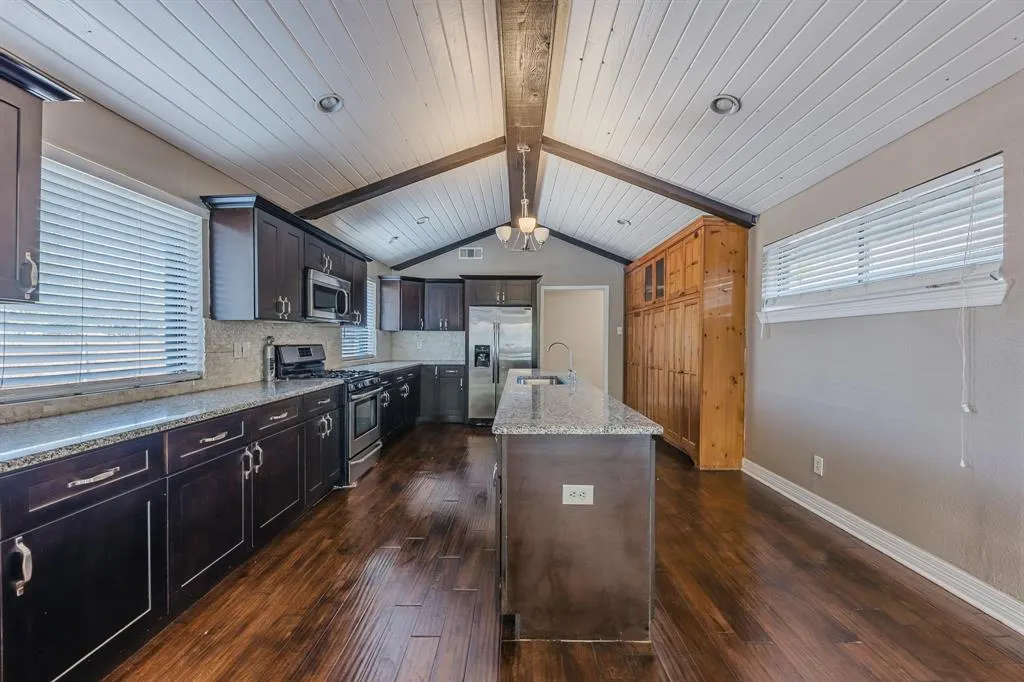 3255 Whitehall Drive
