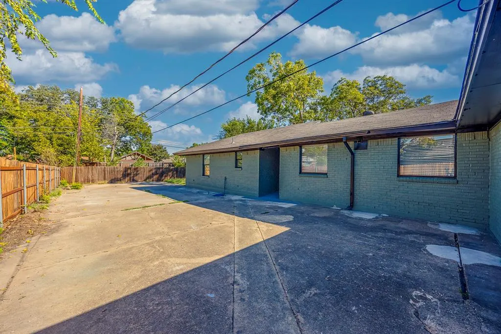 3255 Whitehall Drive