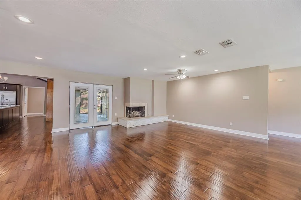 3255 Whitehall Drive