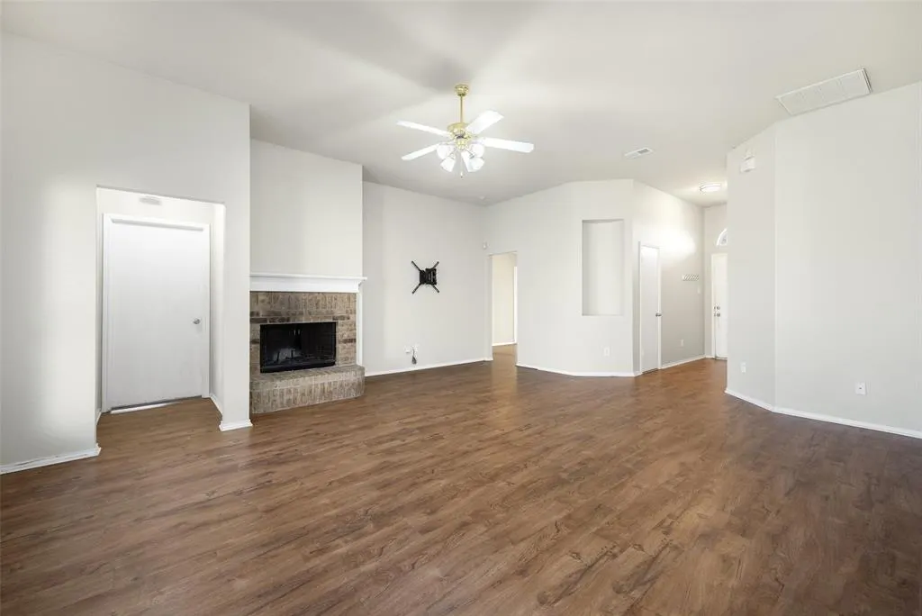 324 Meadow Ridge Drive