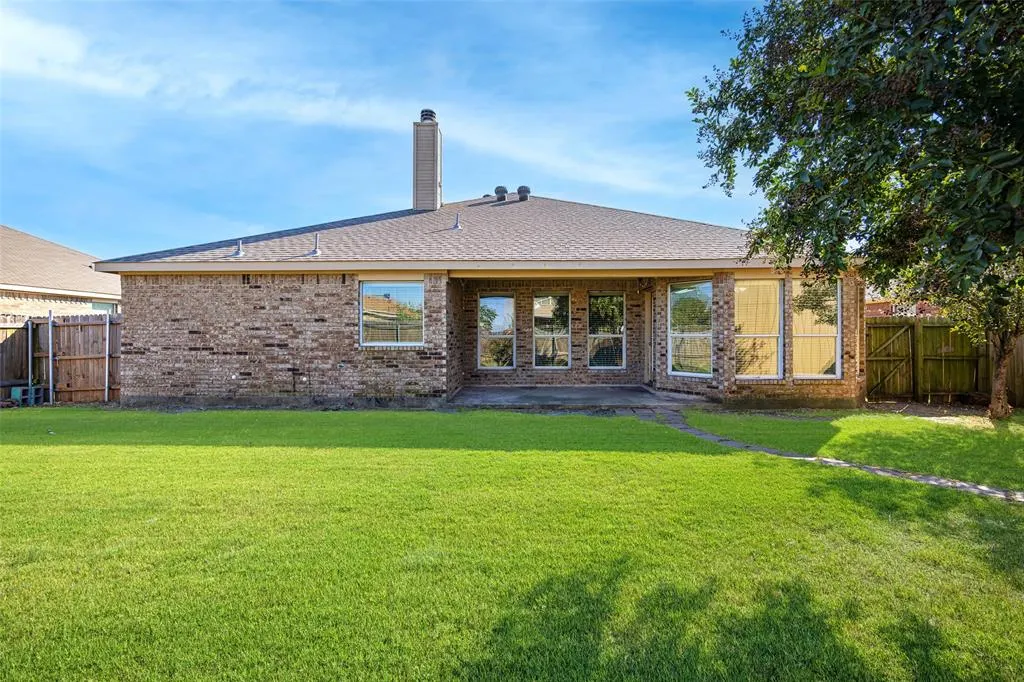 324 Meadow Ridge Drive