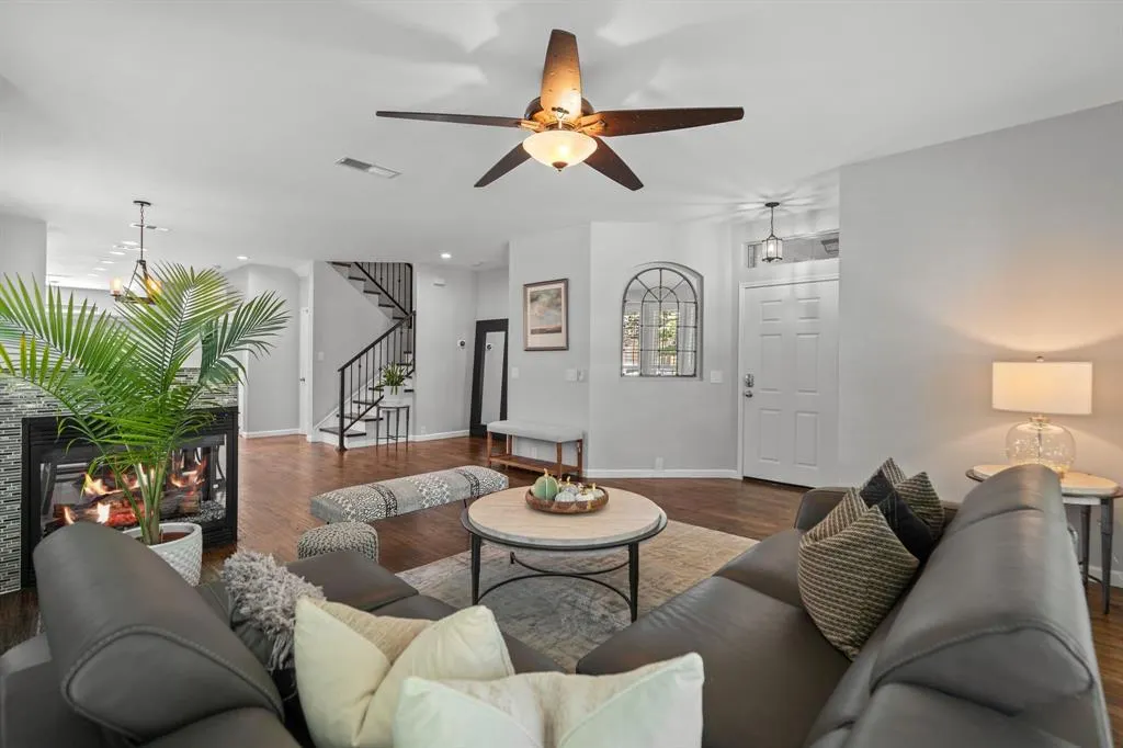 11381 Chaucer Drive
