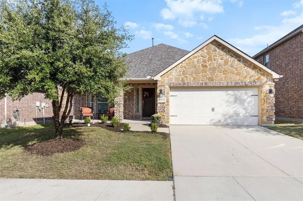 10032 Levelland Place