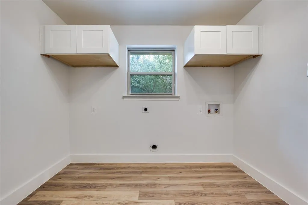 2104 Willowbrook Way