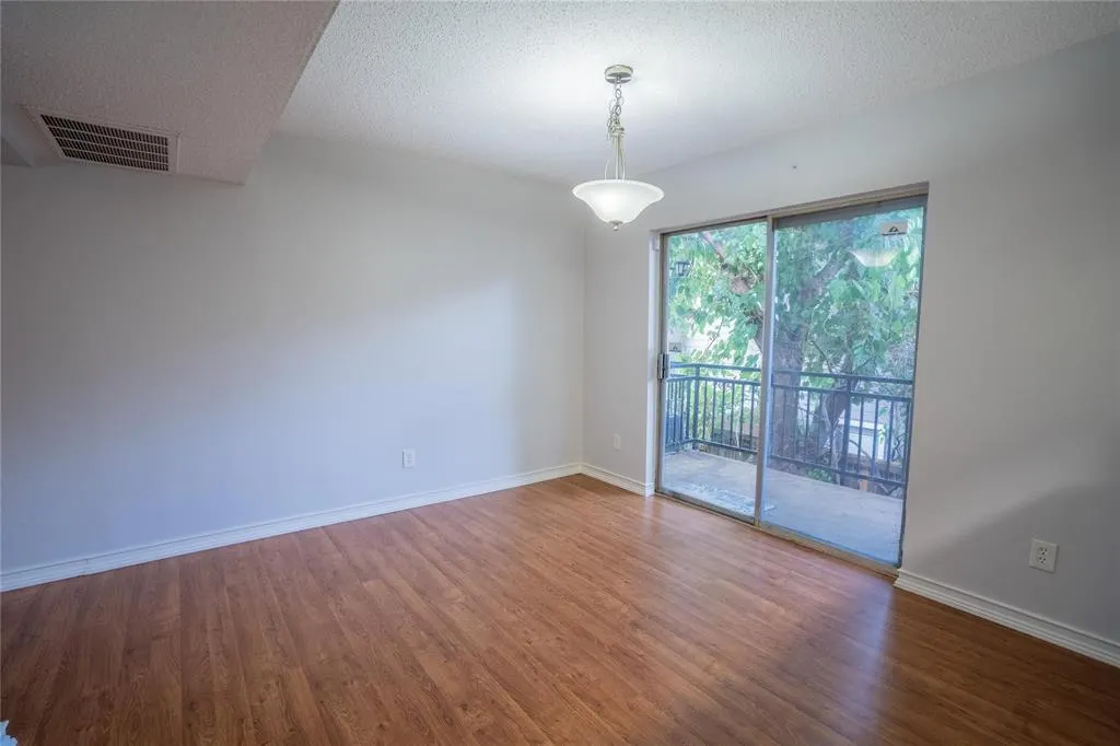 4020 Holland Avenue, #202