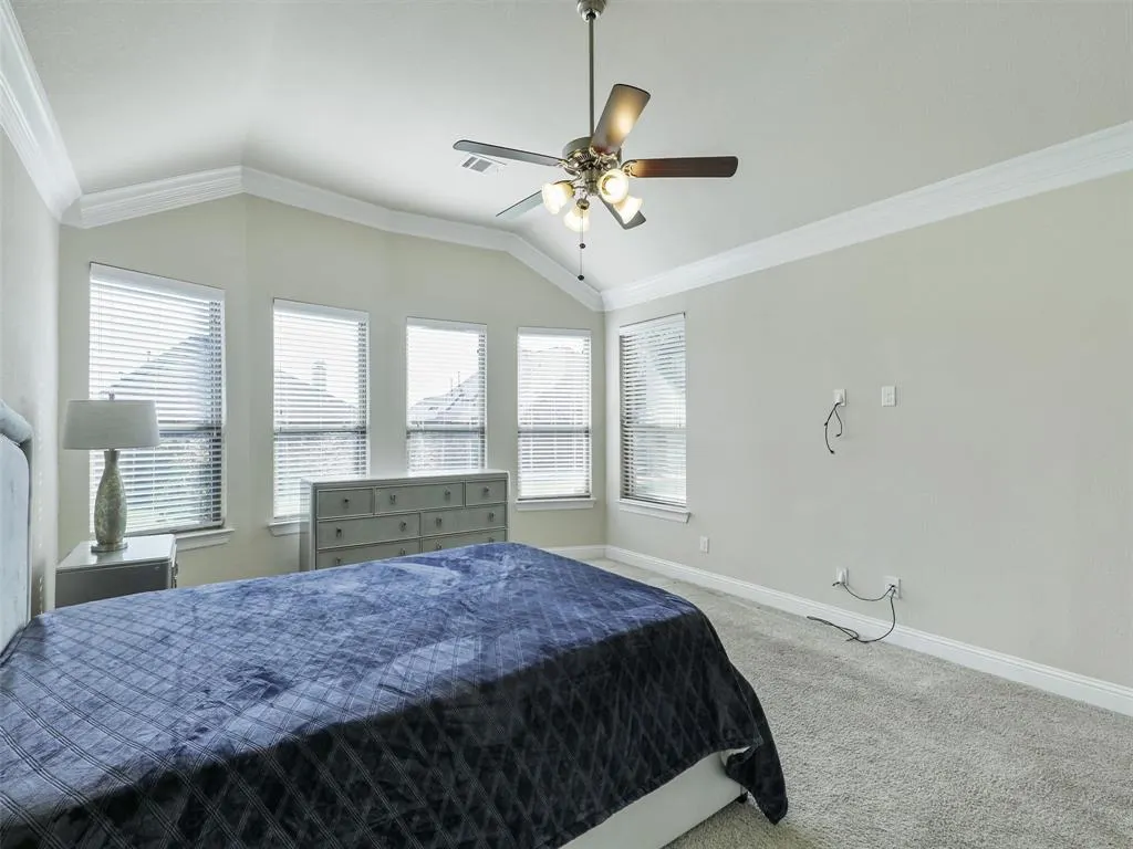 4901 Dolorosa Lane