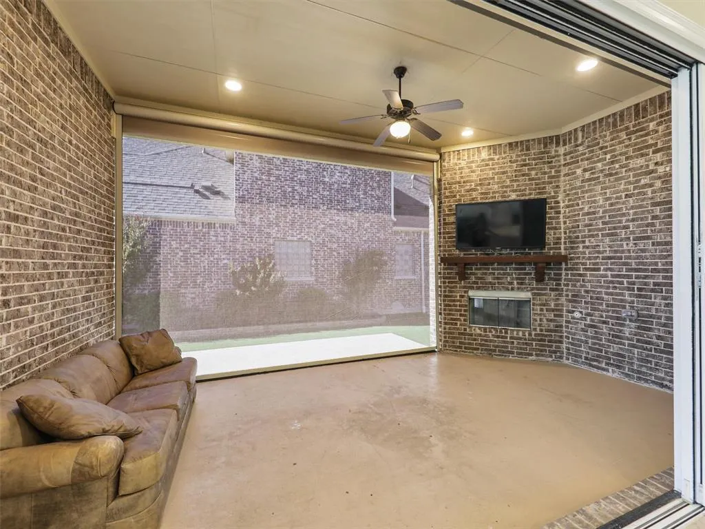 4901 Dolorosa Lane