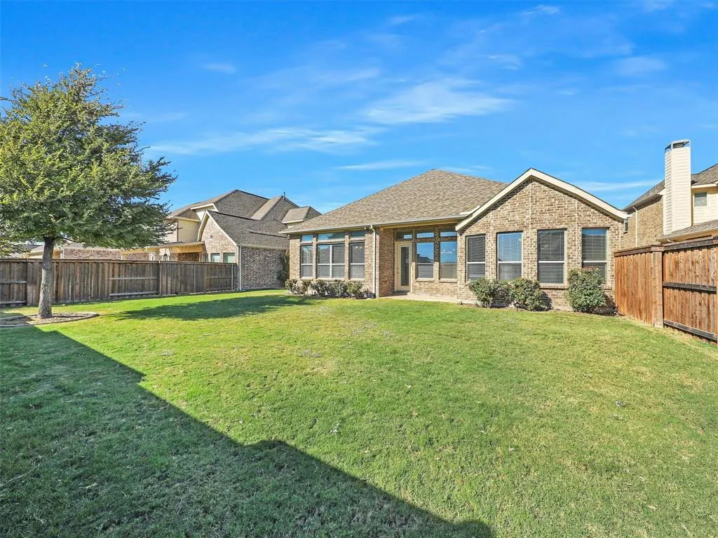 4901 Dolorosa Lane