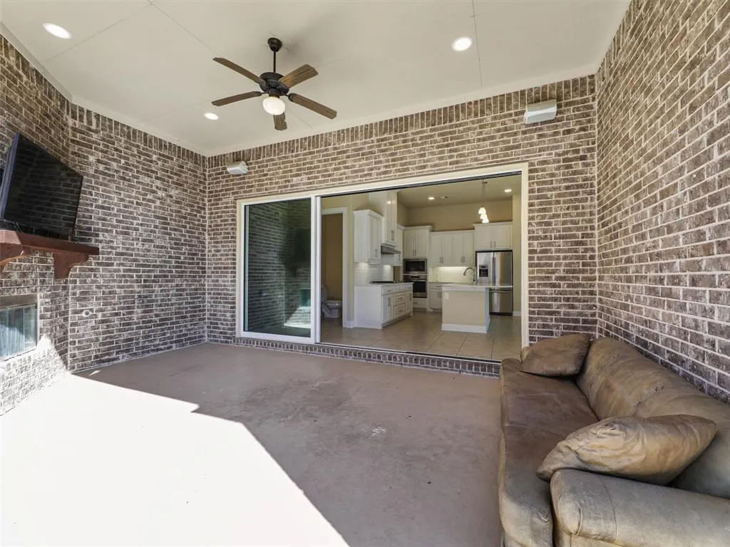 4901 Dolorosa Lane