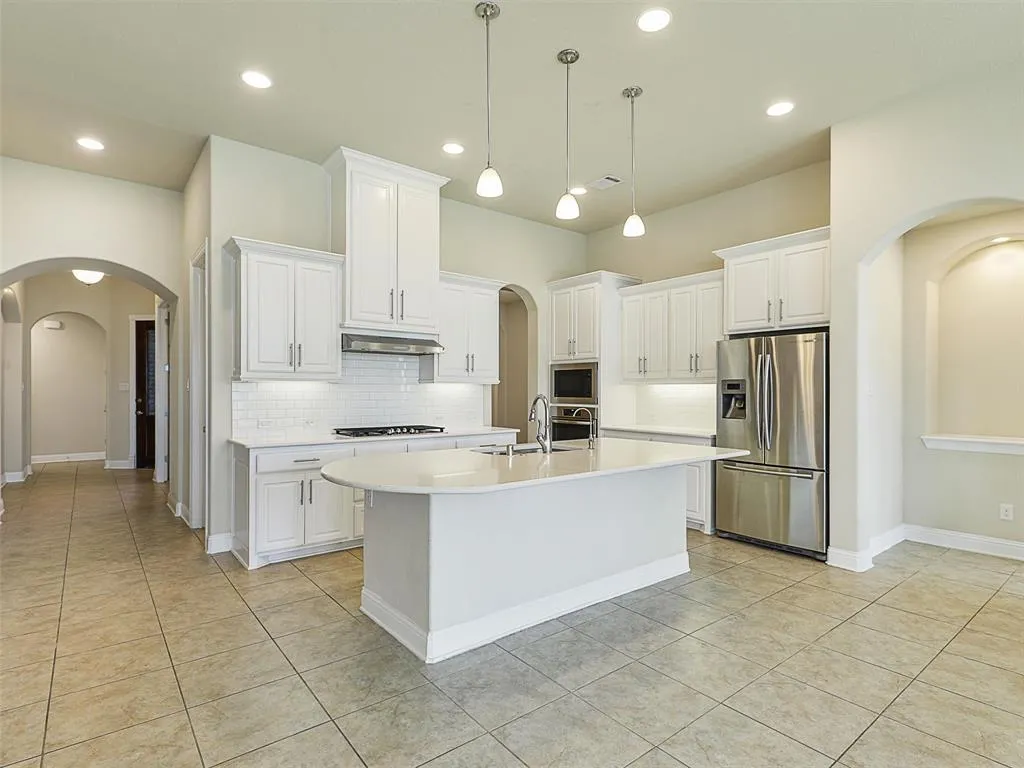 4901 Dolorosa Lane