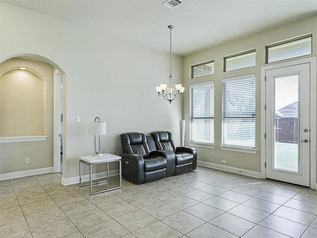 4901 Dolorosa Lane