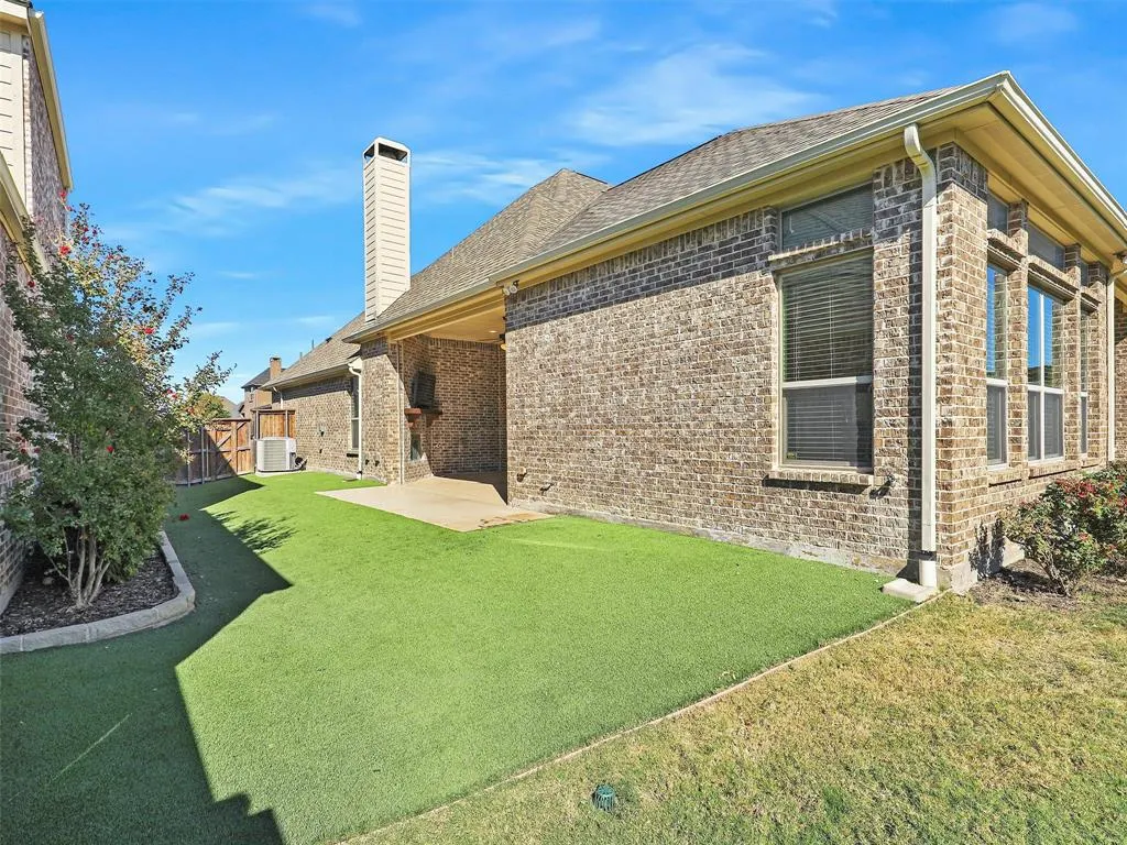 4901 Dolorosa Lane