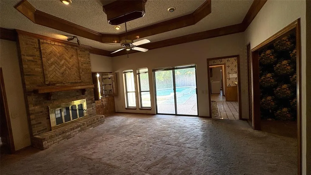 6616 gretchen Lane