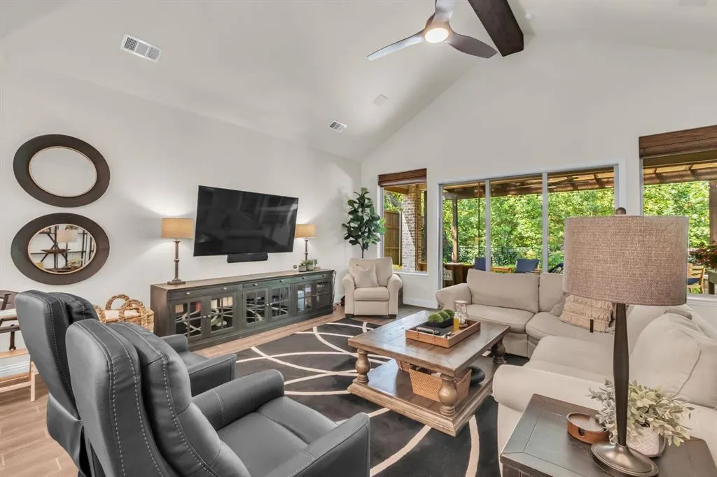 2936 Greenhigh Lane