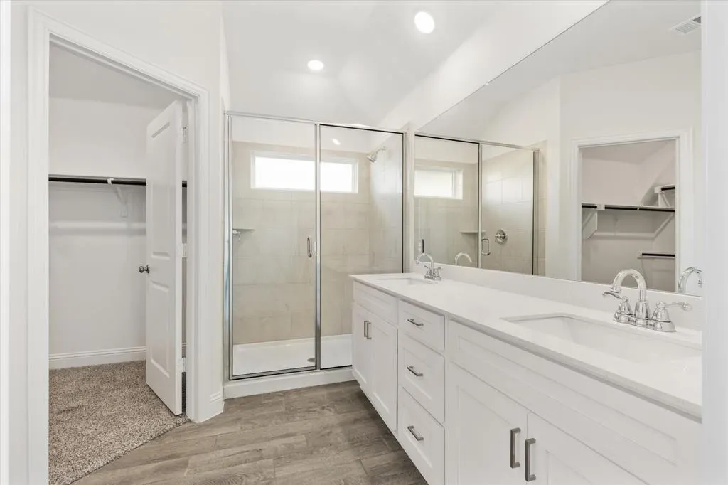 608 Amenduni Lane