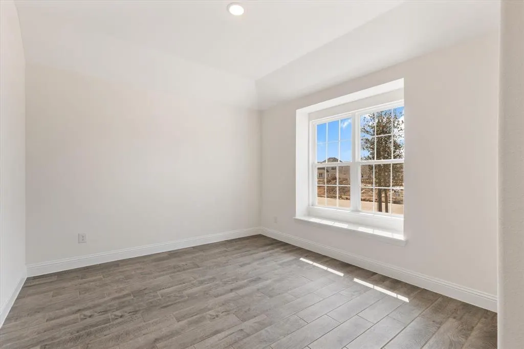 608 Amenduni Lane