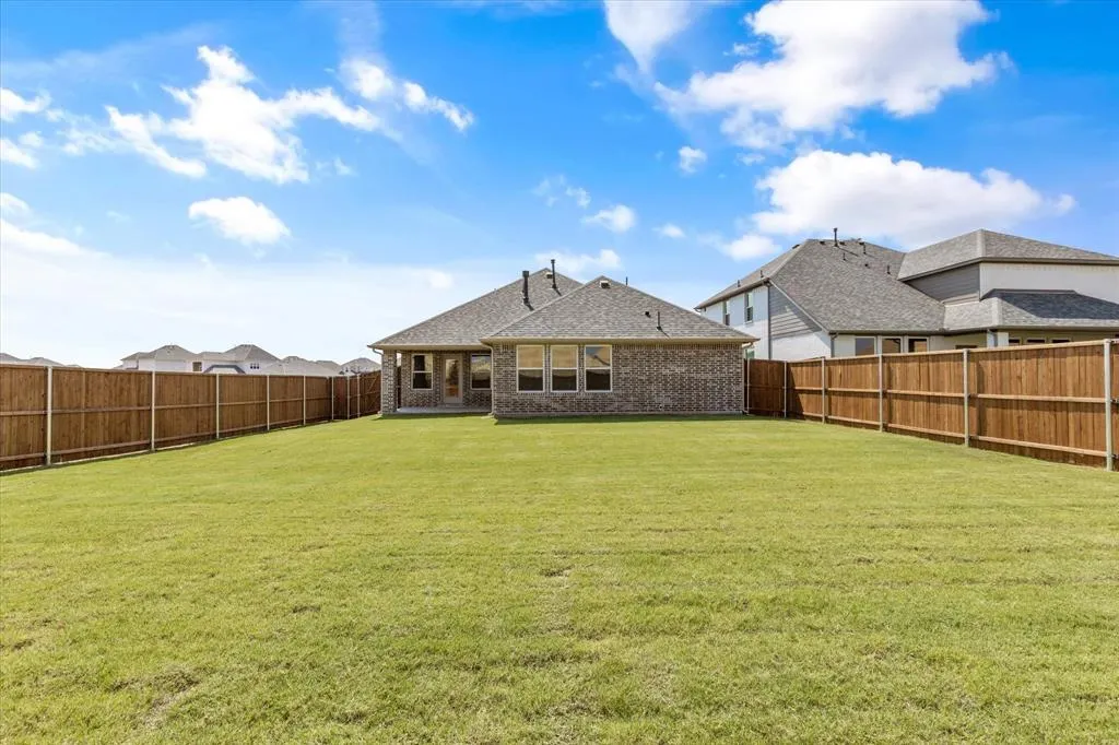 608 Amenduni Lane